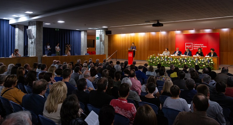 The auditorium during Nuria Oliver’s lecture