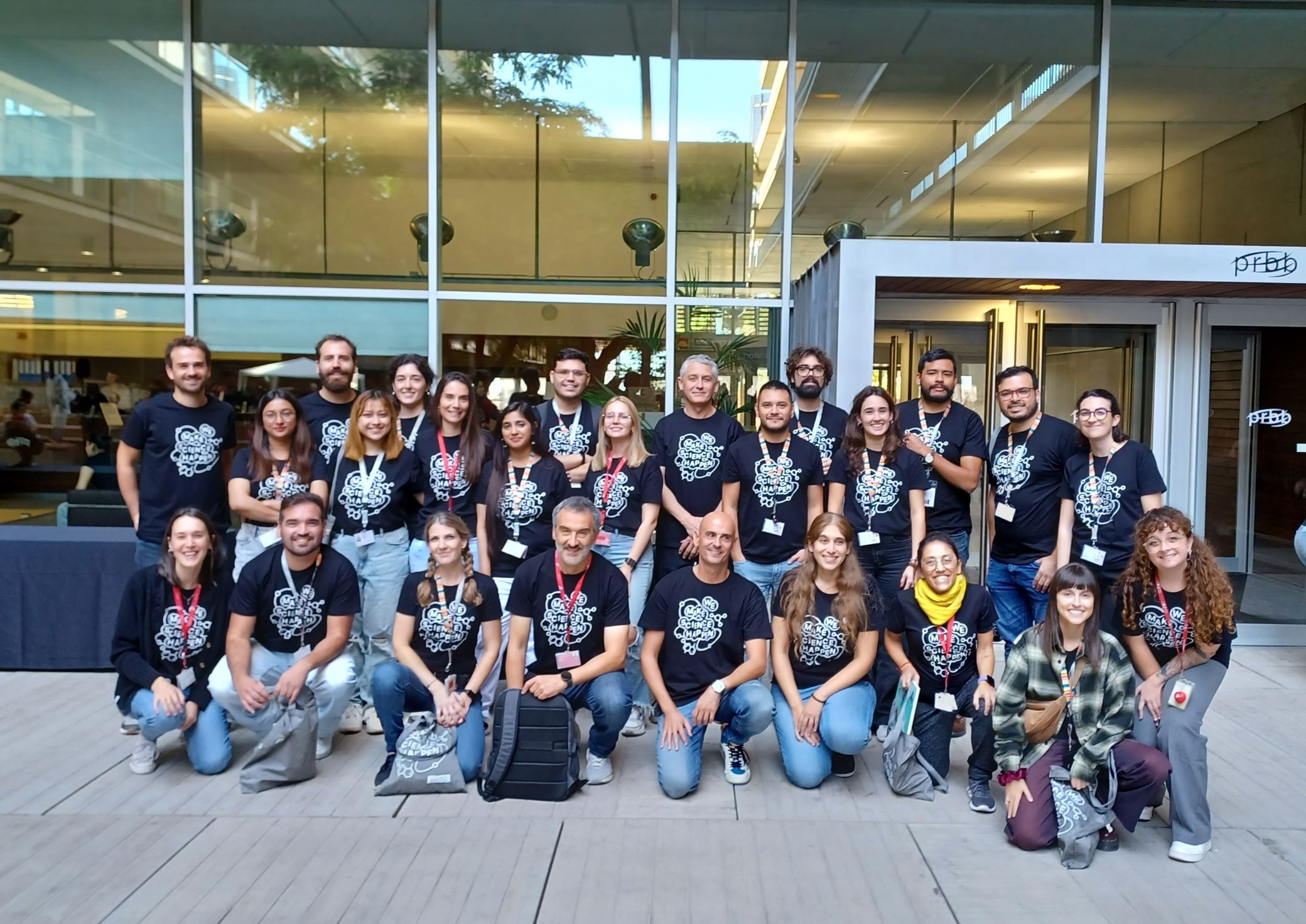 Alguns dels voluntaris del MELIS-UPF en l'edició de l'OpenPRBB del 2024. Crèdit: UPF Imatge inicial - Alguns dels voluntaris del MELIS-UPF en l'edició de l'OpenPRBB del 2024. Crèdit: UPF